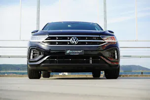 VW T-ROC 2.0 TSI R-LINE DSG 4MOTION l 190 PS