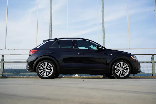 VW T-ROC 2.0 TSI R-LINE DSG 4MOTION l 190 PS