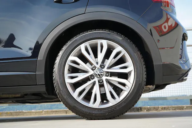 VW T-ROC 2.0 TSI R-LINE DSG 4MOTION l 190 PS