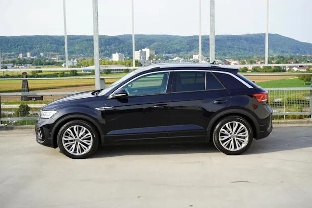 VW T-ROC 2.0 TSI R-LINE DSG 4MOTION l 190 PS