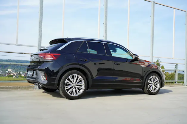 VW T-ROC 2.0 TSI R-LINE DSG 4MOTION l 190 PS