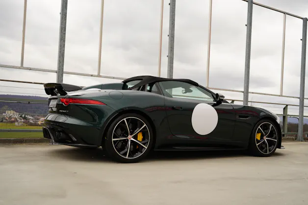 Jaguar F-TYPE CONVERTIBLE R 5.0 V8 PROJECT 7 AWD l 575 PS