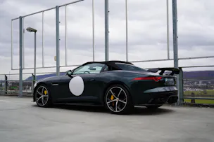 Jaguar F-TYPE CONVERTIBLE R 5.0 V8 PROJECT 7 AWD l 575 PS