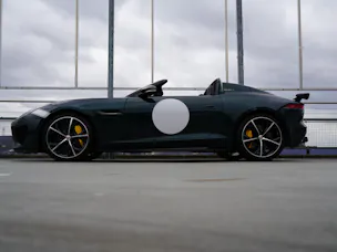 Jaguar F-TYPE CONVERTIBLE R 5.0 V8 PROJECT 7 AWD l 575 PS