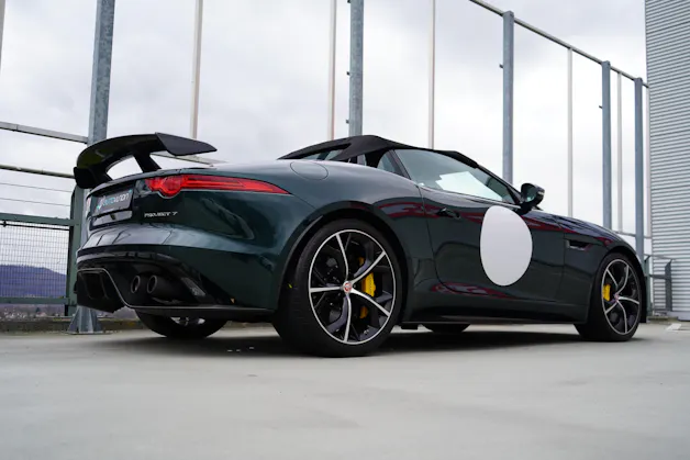 Jaguar F-TYPE CONVERTIBLE R 5.0 V8 PROJECT 7 AWD l 575 PS