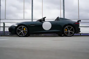 Jaguar F-TYPE CONVERTIBLE R 5.0 V8 PROJECT 7 AWD l 575 PS