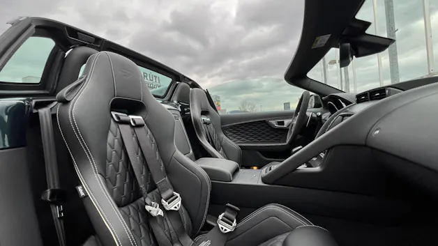 Jaguar F-TYPE CONVERTIBLE R 5.0 V8 PROJECT 7 AWD l 575 PS
