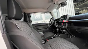 Suzuki JIMNY 1.5 COMPACT TOP 4x4 AUTOMAT l 102 PS