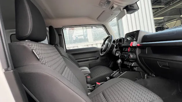 Suzuki JIMNY 1.5 COMPACT TOP 4x4 AUTOMAT l 102 PS