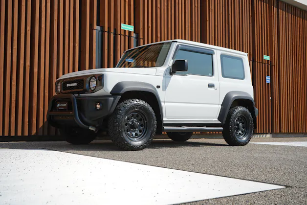Suzuki JIMNY 1.5 COMPACT TOP 4x4 AUTOMAT l 102 PS