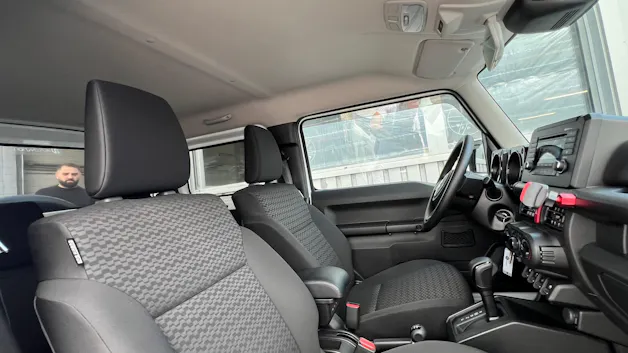 Suzuki JIMNY 1.5 COMPACT TOP 4x4 AUTOMAT l 102 PS