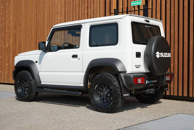 Suzuki JIMNY 1.5 COMPACT TOP 4x4 AUTOMAT l 102 PS