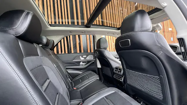 MERCEDES-BENZ GLE 53 AMG 4MATIC+ BLACK 9G-SPEEDSHIFT l 435 PS
