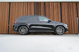 MERCEDES-BENZ GLE 53 AMG 4MATIC+ BLACK 9G-SPEEDSHIFT l 435 PS