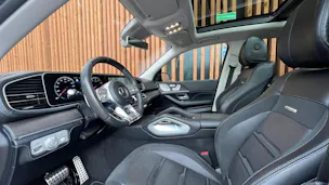 MERCEDES-BENZ GLE 53 AMG 4MATIC+ BLACK 9G-SPEEDSHIFT l 435 PS