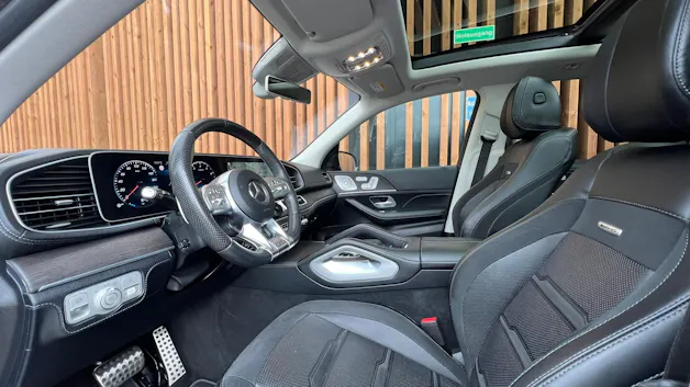 MERCEDES-BENZ GLE 53 AMG 4MATIC+ BLACK 9G-SPEEDSHIFT l 435 PS
