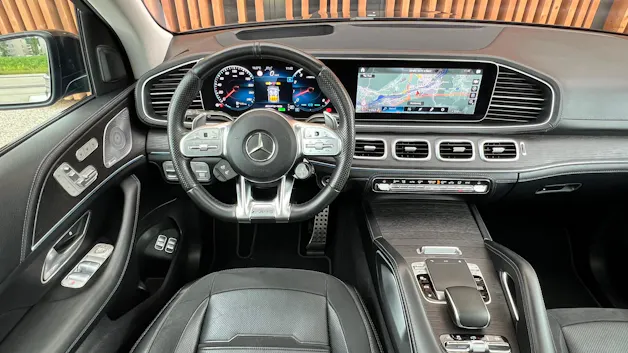 MERCEDES-BENZ GLE 53 AMG 4MATIC+ BLACK 9G-SPEEDSHIFT l 435 PS