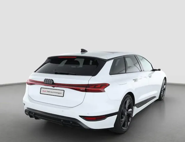 AUDI S6 Avant e-tron quattro
