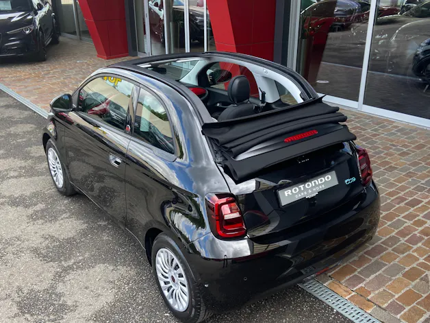FIAT 500 C electric 87 kW Red