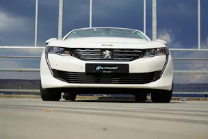 PEUGEOT 508 SW 1.2 PURE TECH ALLURE EAT8 l 130 PS