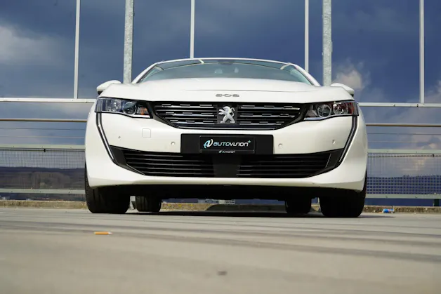 PEUGEOT 508 SW 1.2 PURE TECH ALLURE EAT8 l 130 PS