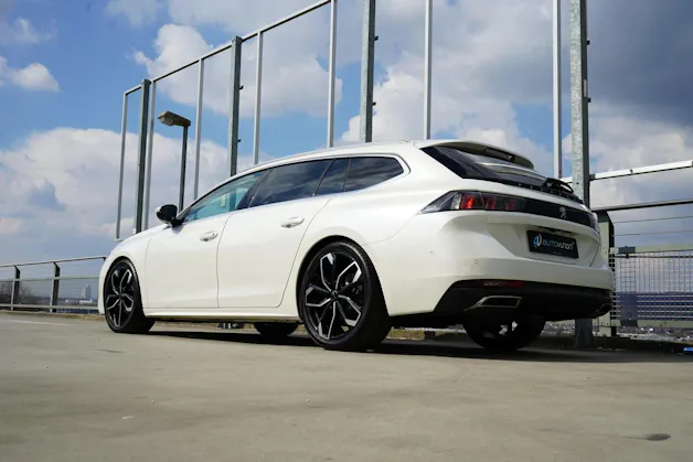 PEUGEOT 508 SW 1.2 PURE TECH ALLURE EAT8 l 130 PS