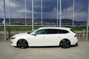 PEUGEOT 508 SW 1.2 PURE TECH ALLURE EAT8 l 130 PS