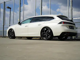PEUGEOT 508 SW 1.2 PURE TECH ALLURE EAT8 l 130 PS