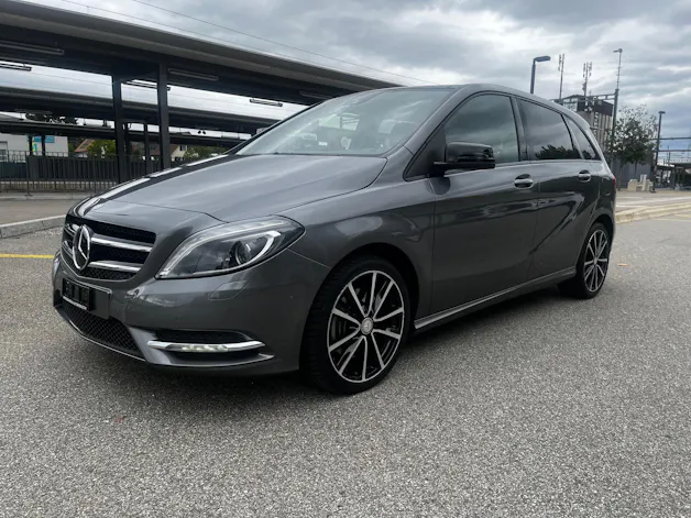 MERCEDES-BENZ B 220 4Matic 7G-DCT