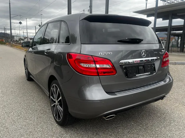 MERCEDES-BENZ B 220 4Matic 7G-DCT