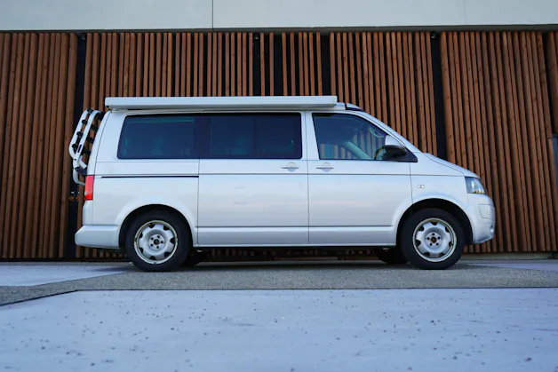 VW T5 CALIFORNIA 2.0 Bi-TDI BEACH 4MOTION l 140 PS
