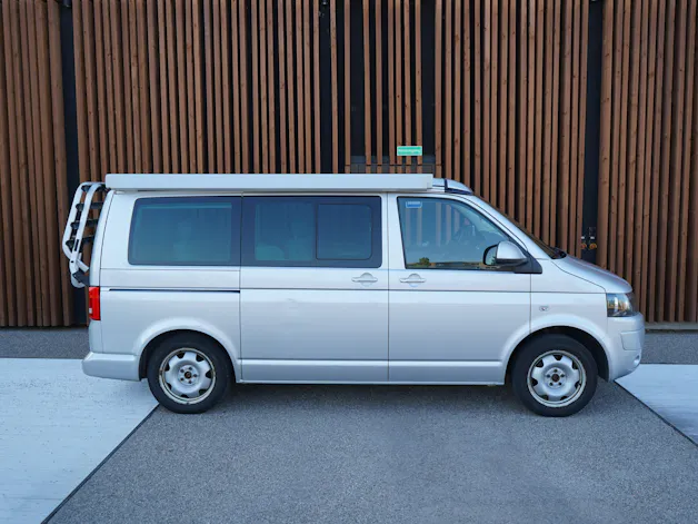 VW T5 CALIFORNIA 2.0 Bi-TDI BEACH 4MOTION l 140 PS