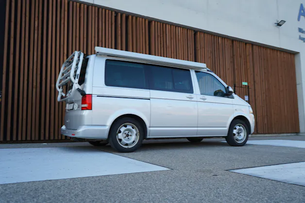 VW T5 CALIFORNIA 2.0 Bi-TDI BEACH 4MOTION l 140 PS