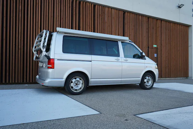VW T5 CALIFORNIA 2.0 Bi-TDI BEACH 4MOTION l 140 PS