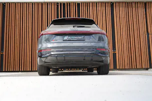 AUDI Q8 55 E-TRON S LINE BLACK EDITION QUATTRO l 408 PS