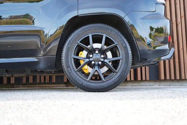 JEEP GRAND CHEROKEE 6.2 V8 HEMI TRACKHAWK AUTOMATIC l 710 PS