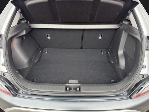 HYUNDAI Kona 1.6 GDi HEV Amplia DCT