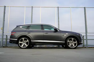 Genesis GV80 3.0 CRDI LUXUS AT8 AWD l 277 PS