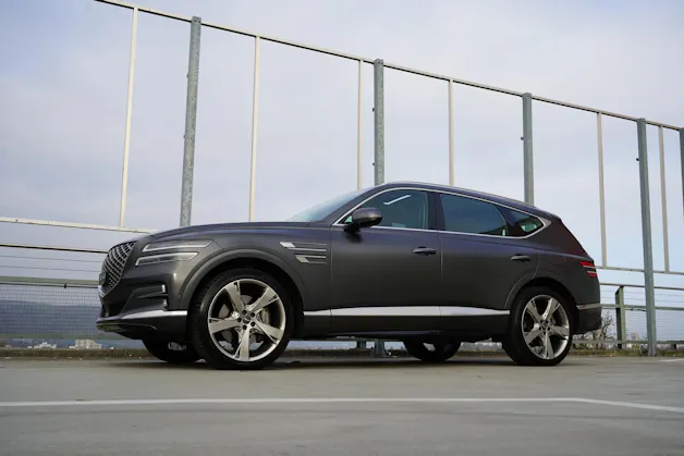 Genesis GV80 3.0 CRDI LUXUS AT8 AWD l 277 PS