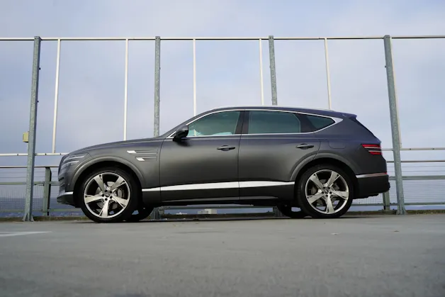 Genesis GV80 3.0 CRDI LUXUS AT8 AWD l 277 PS