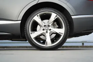 Genesis GV80 3.0 CRDI LUXUS AT8 AWD l 277 PS