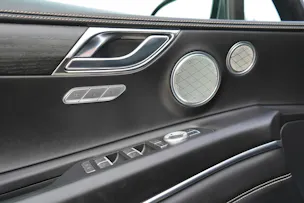 Genesis GV80 3.0 CRDI LUXUS AT8 AWD l 277 PS