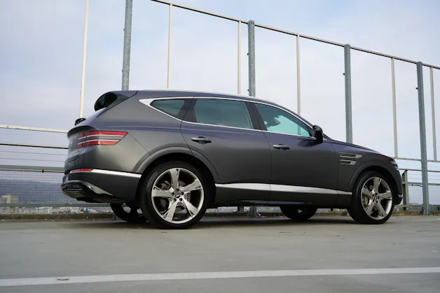 Genesis GV80 3.0 CRDI LUXUS AT8 AWD l 277 PS