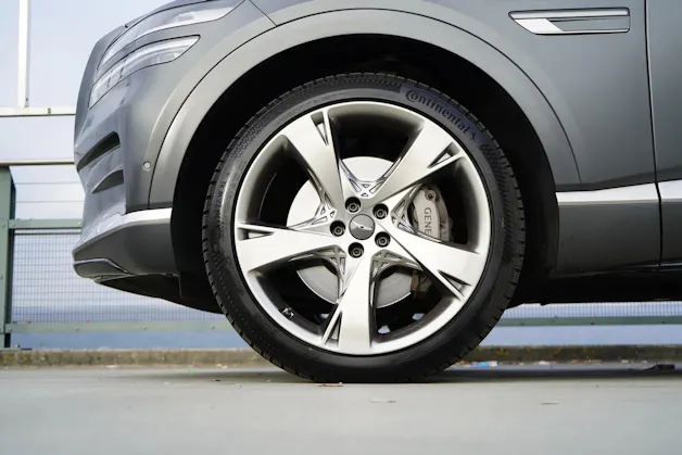 Genesis GV80 3.0 CRDI LUXUS AT8 AWD l 277 PS