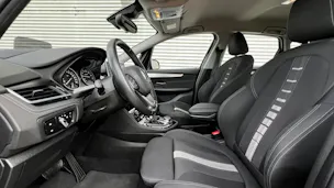 BMW 220i ACTIVE TOURER SPORT LINE STEPTRONIC l 192 PS