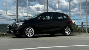 BMW 220i ACTIVE TOURER SPORT LINE STEPTRONIC l 192 PS