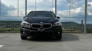 BMW 220i ACTIVE TOURER SPORT LINE STEPTRONIC l 192 PS