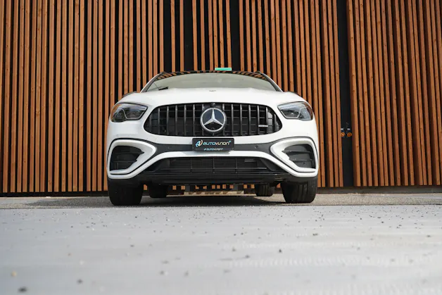 MERCEDES-BENZ GLA AMG 45 S 4MATIC+ NIGHT 8G-DCT l 421 PS