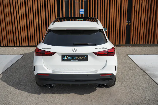 MERCEDES-BENZ GLA AMG 45 S 4MATIC+ NIGHT 8G-DCT l 421 PS