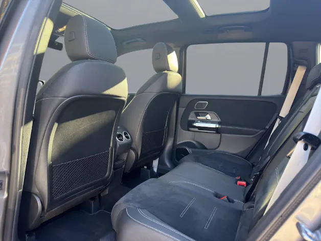 MERCEDES-BENZ GLB 220 AMG Line 4matic